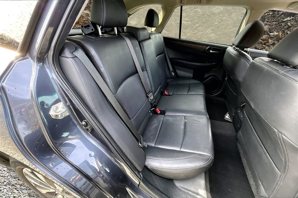 Used 2015 Subaru Outback 2.5i Limited image 25