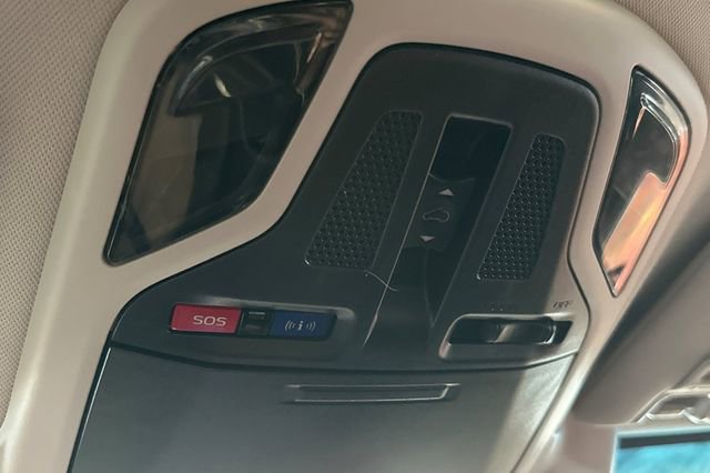 Used 2022 Subaru Outback Touring XT image 39