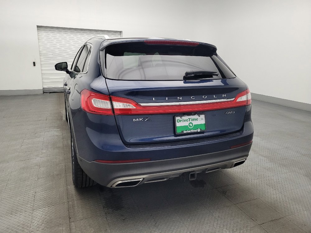Used 2017 Lincoln MKX Reserve w/ Driver Assistance Package image 6