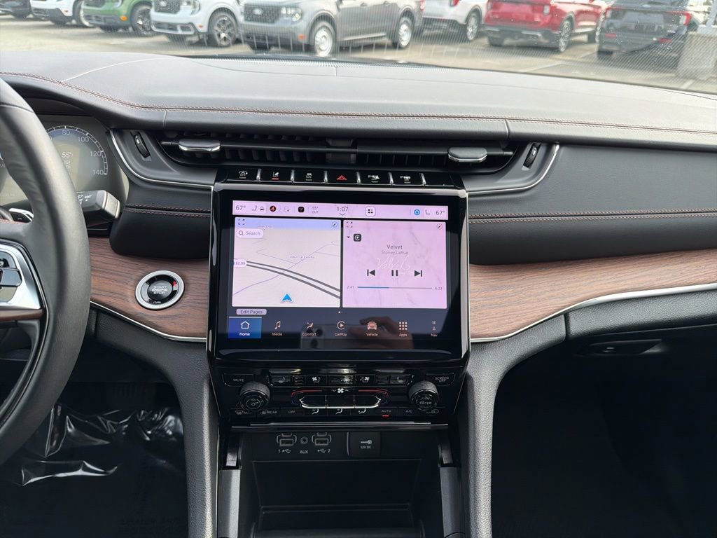 Used 2025 Jeep Grand Cherokee Summit image 30