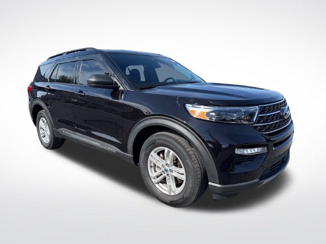 Used 2023 Ford Explorer XLT w/ Equipment Group 202A AWD/4WD image 7