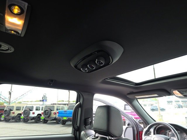 Used 2024 Dodge Durango R/T image 45