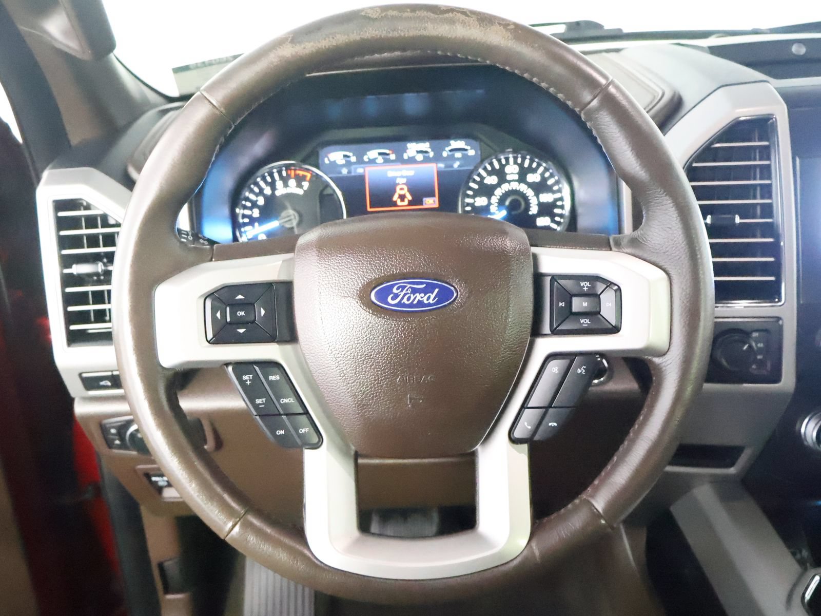 Used 2020 Ford F150 King Ranch w/ Equipment Group 601A Luxury AWD/4WD image 34