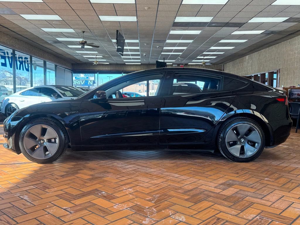 Used 2023 Tesla Model 3 Standard Range image 5