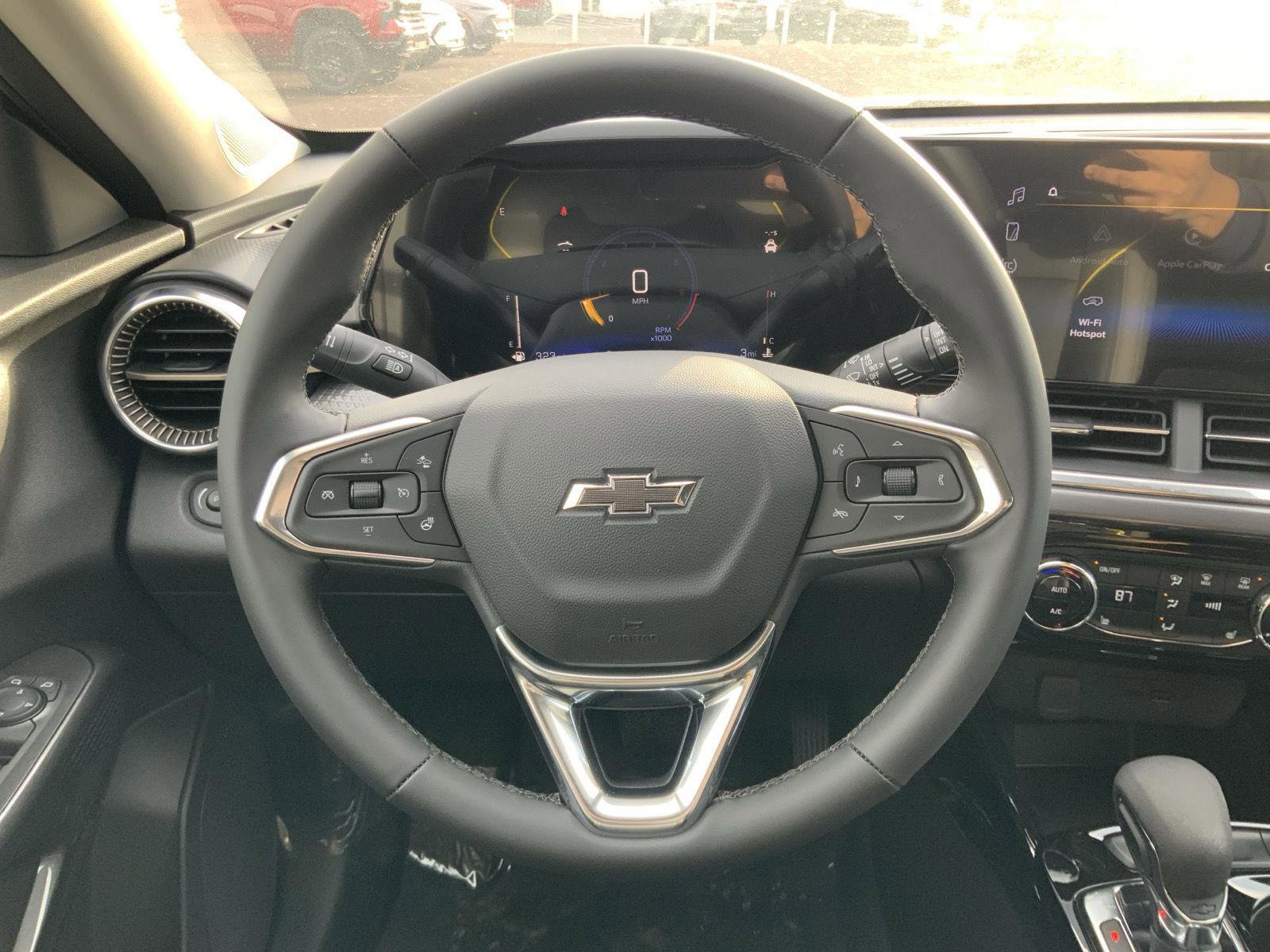 New 2026 Chevrolet Trax ACTIV w/ Driver Confidence Package image 17