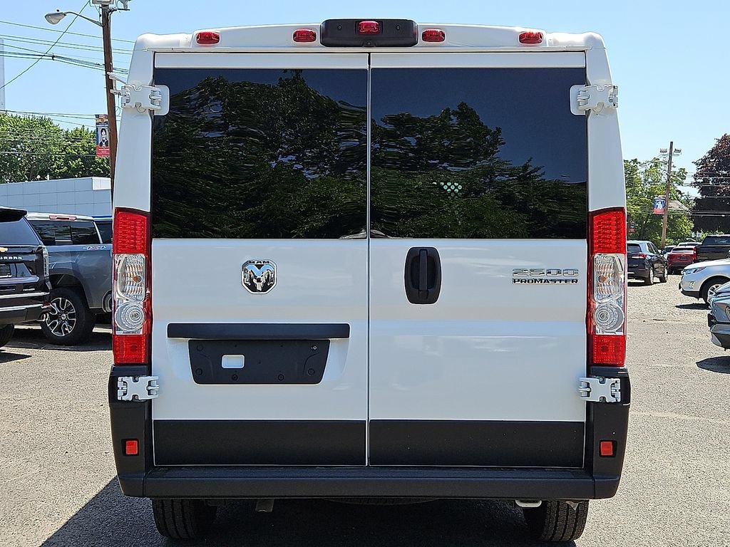 Used 2025 RAM ProMaster 2500 w/ U-Haul Equipment Group FWD image 7