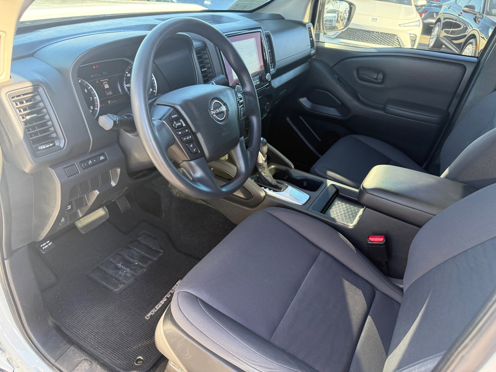 Used 2022 Nissan Frontier S image 12