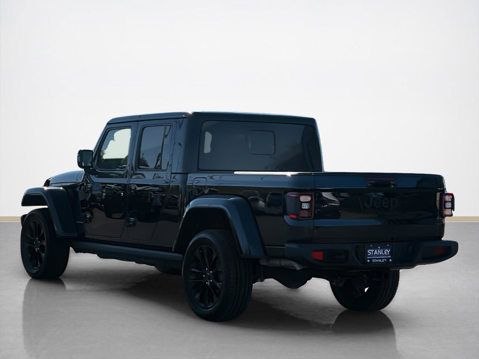 Used 2023 Jeep Gladiator Overland image 5