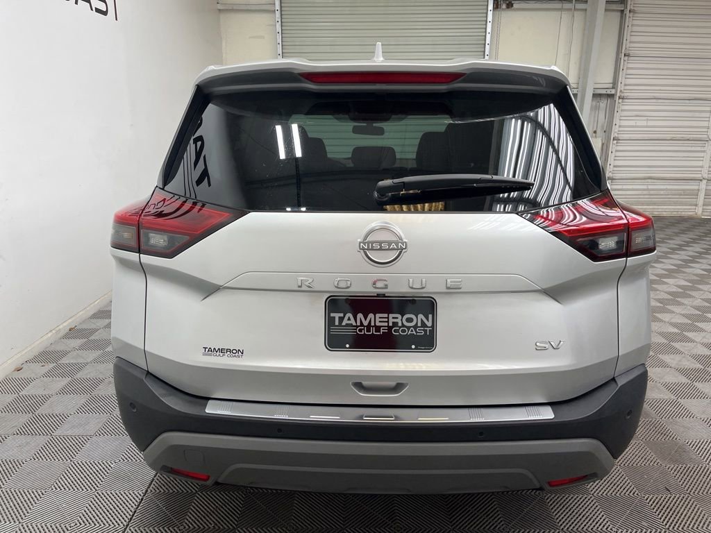 Used 2023 Nissan Rogue SV FWD image 10