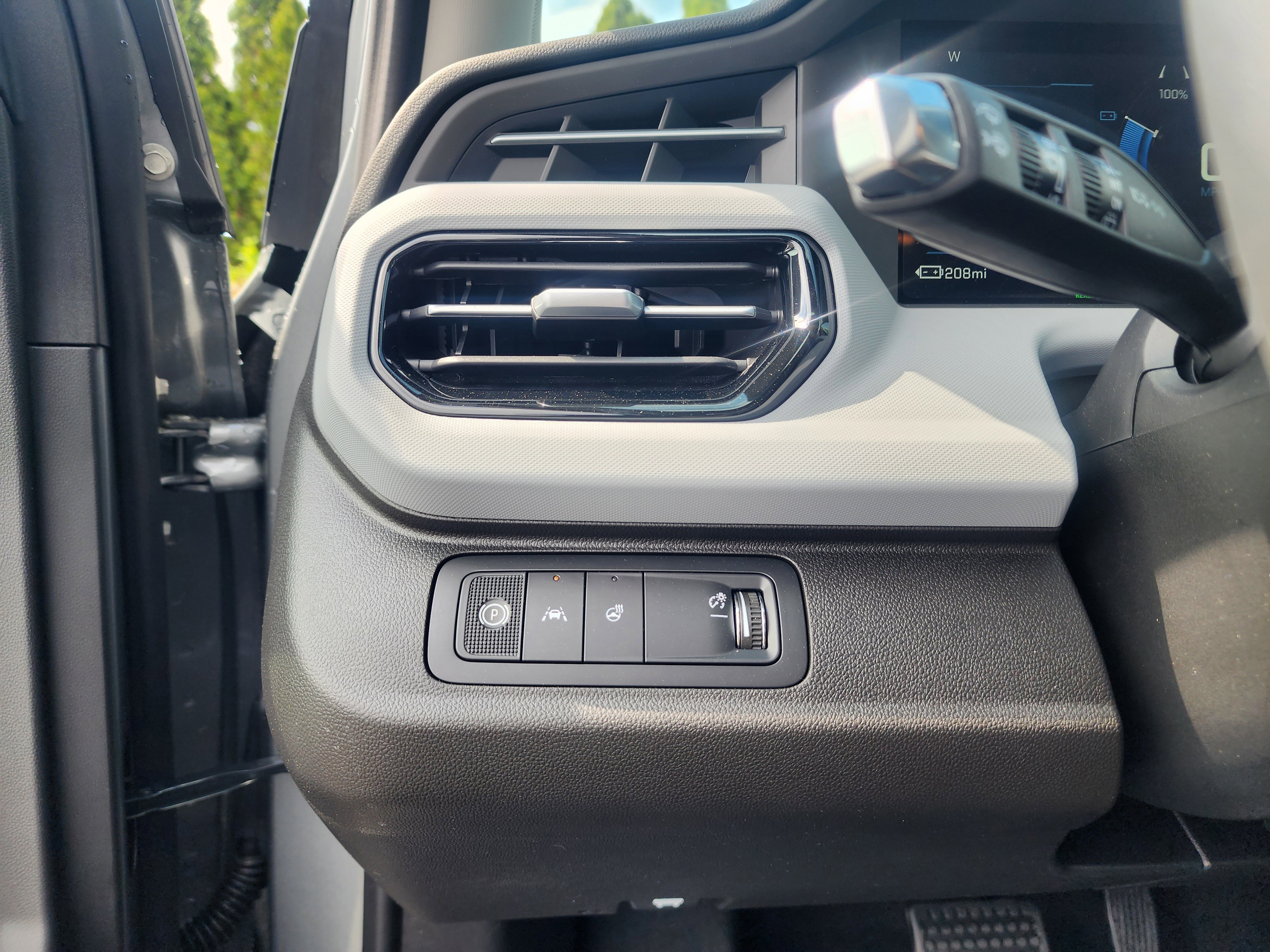 New 2027 Chevrolet Bolt RS image 27