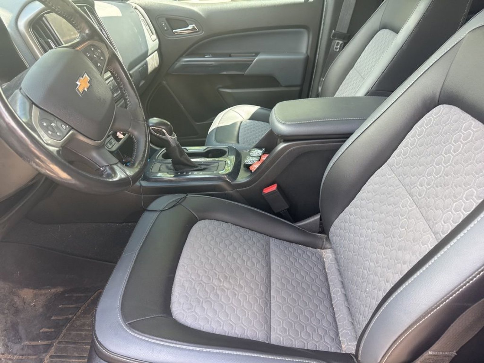 Used 2022 Chevrolet Colorado Z71 image 13