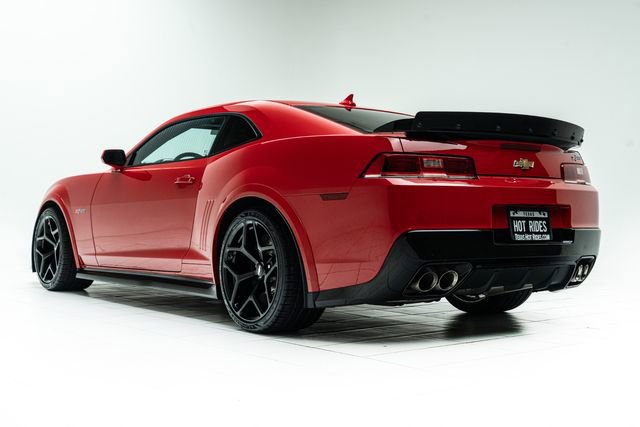 Used 2015 Chevrolet Camaro Z/28 RWD image 18