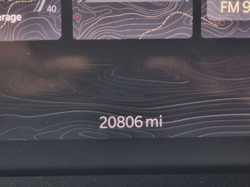 Used 2024 Jeep Grand Cherokee Limited w/ Black Appearance Package image 21