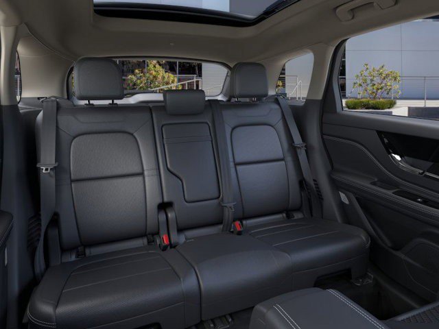 New 2025 Lincoln Corsair Reserve image 11