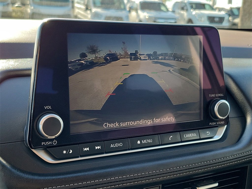 Certified 2023 Nissan Rogue SV image 31