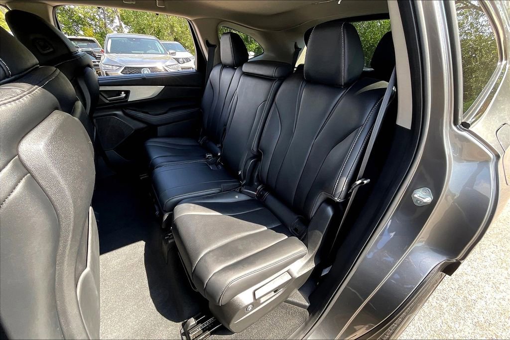 Used 2023 Acura MDX FWD w/ Technology Package image 37