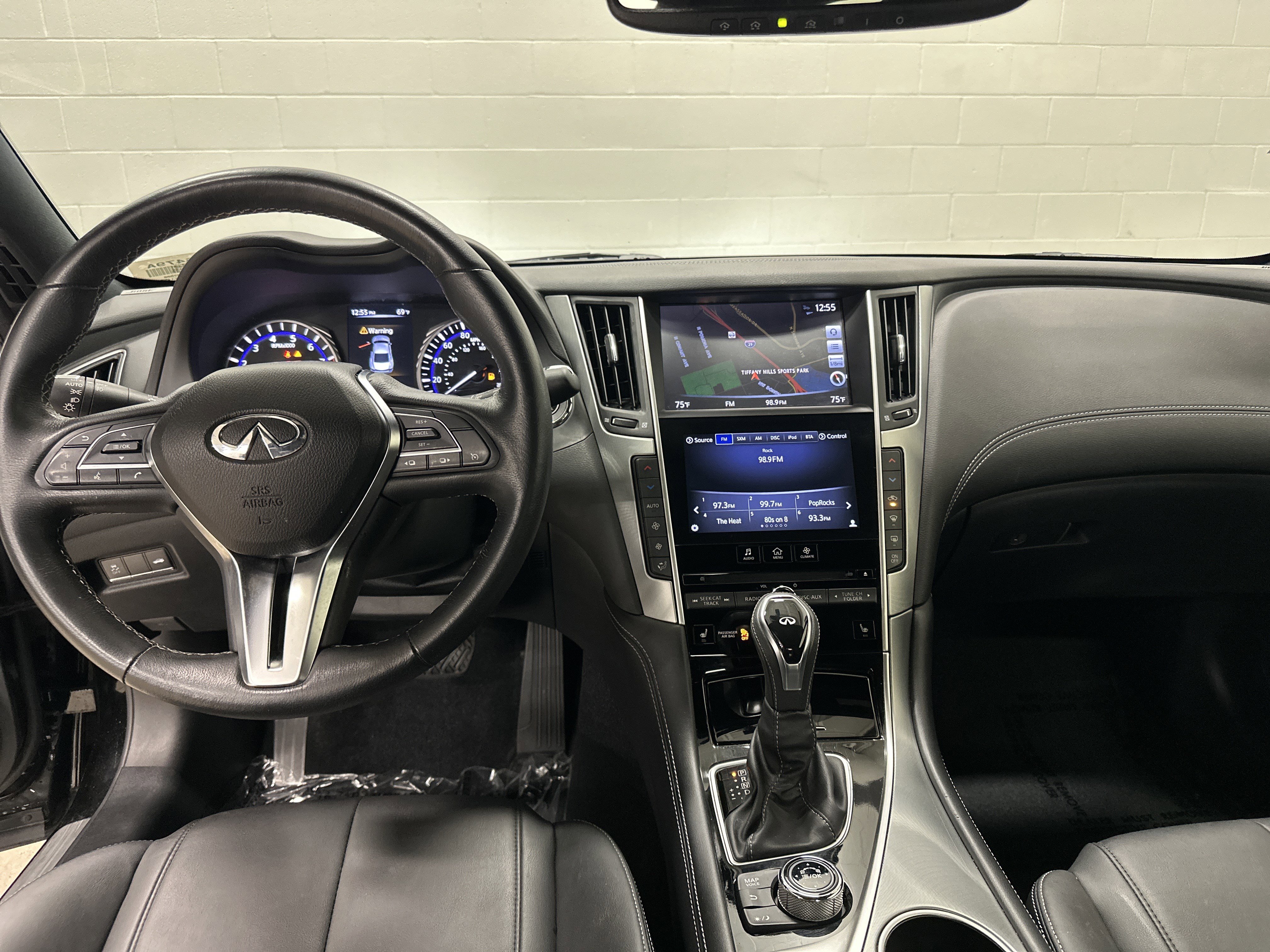 Used 2018 INFINITI Q60 3.0t Luxe w/ Sensory Package 3.0T Luxe AWD/4WD image 29