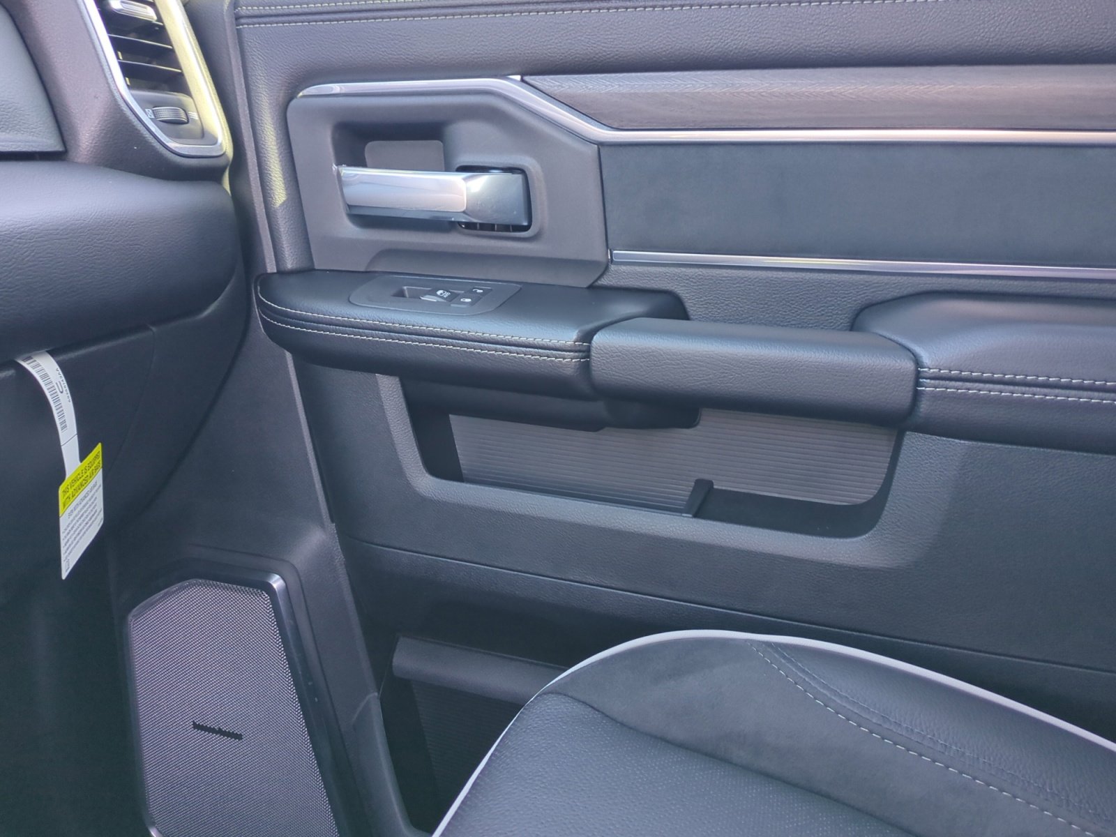 New 2026 RAM 2500 Laramie image 16