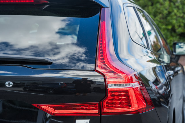 Used 2024 Volvo XC60 T8 Plus w/ Protection Package Premier AWD/4WD image 7