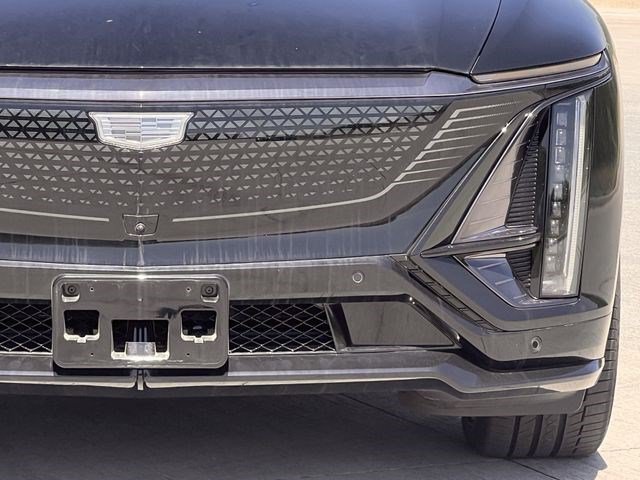 New 2026 Cadillac Lyriq V w/ LPO, Floor Liner Package AWD/4WD image 32