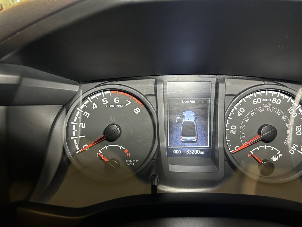 Used 2022 Toyota Tacoma SR w/ SR Convenience Package RWD image 21