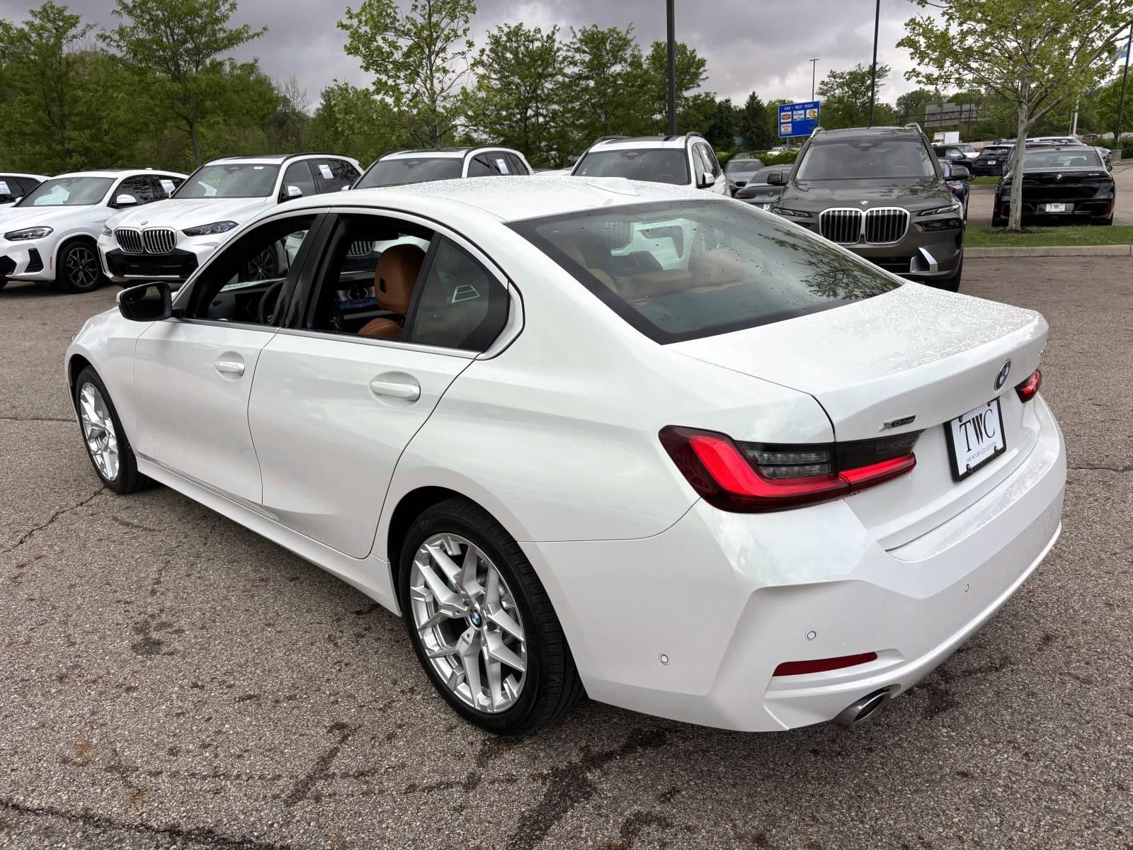 Used 2025 BMW 330i xDrive Sedan AWD/4WD image 7