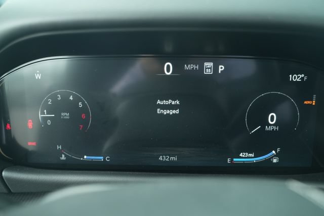 New 2026 Jeep Grand Wagoneer L Summit AWD/4WD image 33