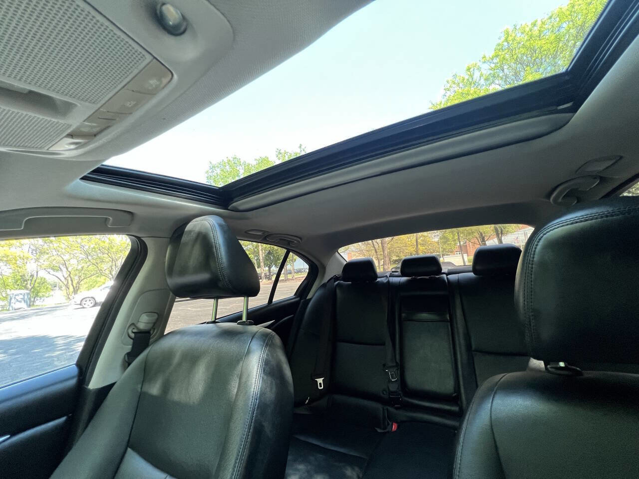 Used 2015 INFINITI Q50 Premium w/ Navigation Package RWD image 38