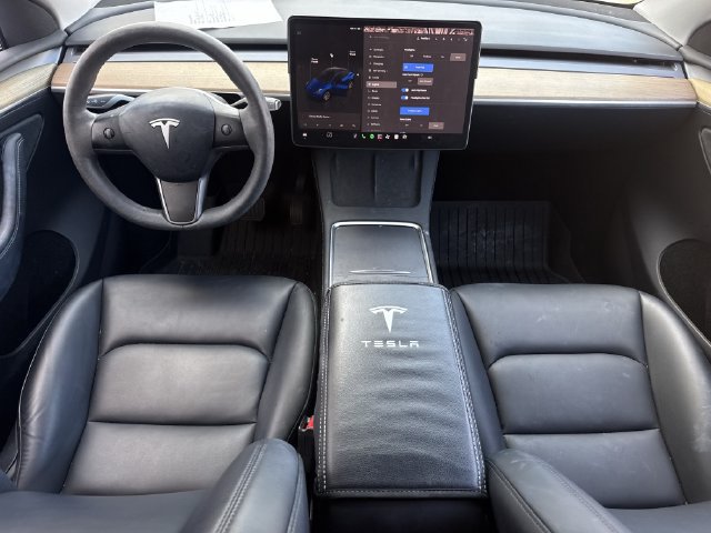Used 2023 Tesla Model Y Long Range AWD/4WD image 10
