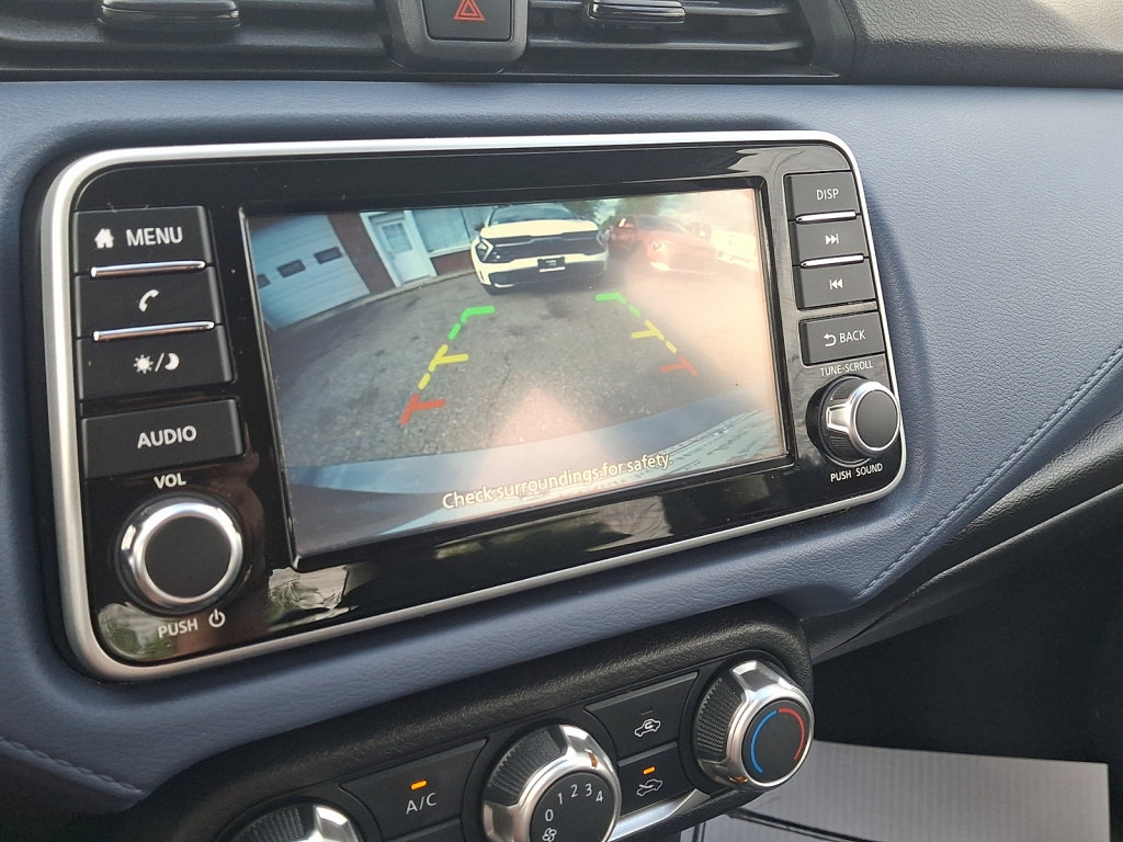 Used 2024 Nissan Versa SV FWD image 26