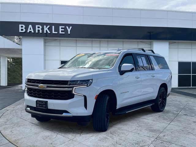 Used 2024 Chevrolet Suburban LS w/ Driver Alert Package RWD image 7