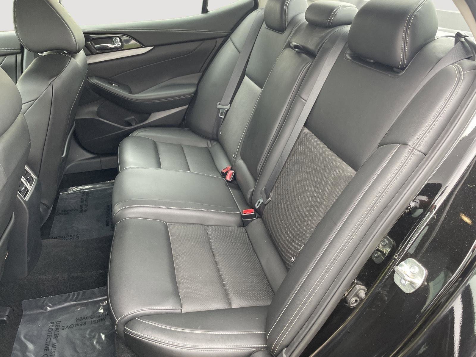 Used 2017 Nissan Maxima 3.5 SL FWD image 23
