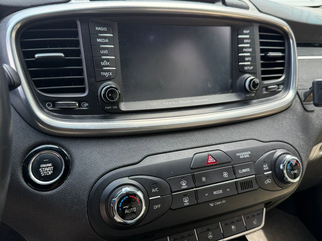 Used 2016 Kia Sorento SX w/ SXL Technology Package image 19