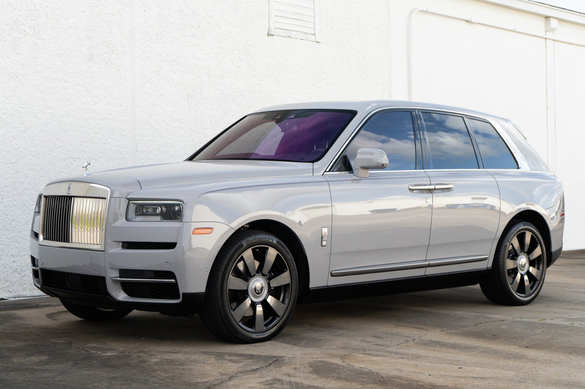 Used 2024 Rolls-Royce Cullinan image 11
