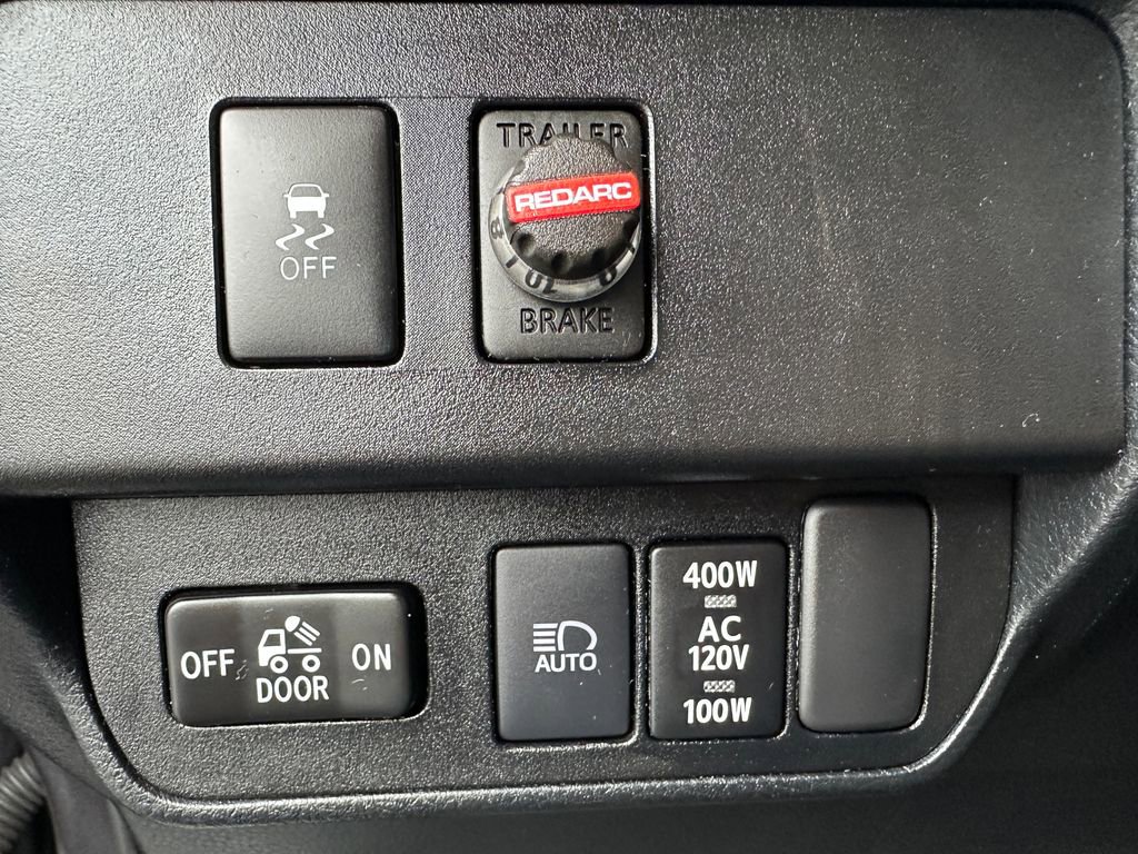 Used 2021 Toyota Tacoma TRD Off-Road w/ Technology Package image 21