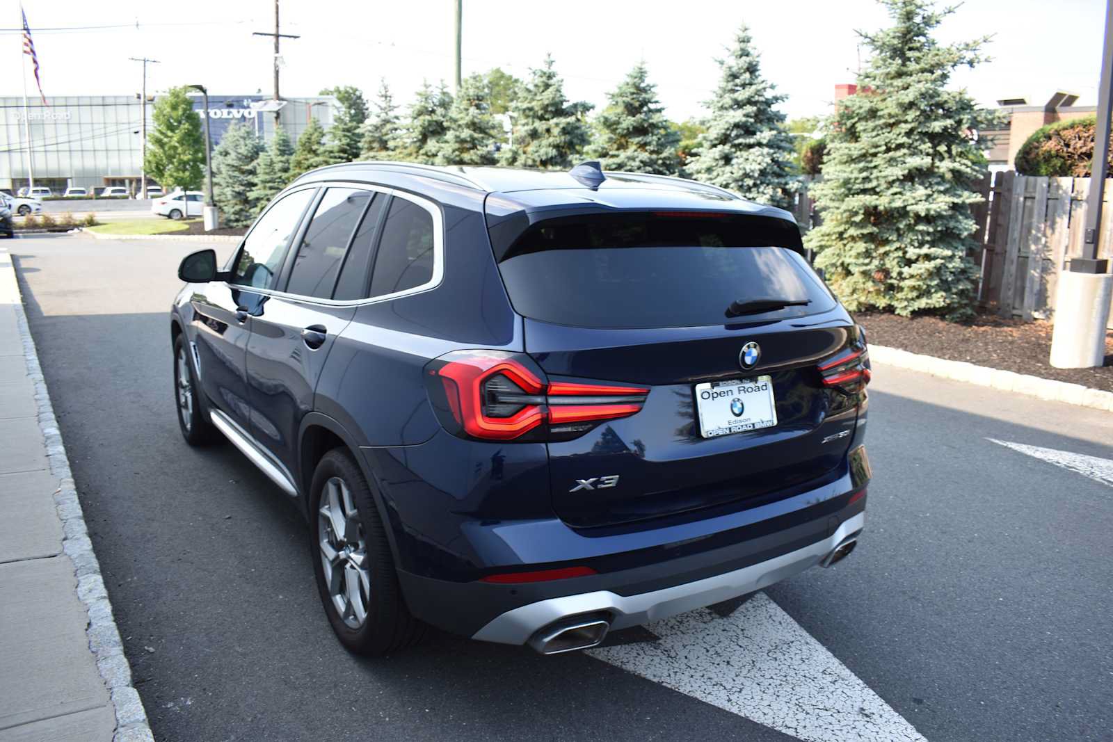 Used 2023 BMW X3 xDrive30i w/ Premium Package AWD/4WD image 6