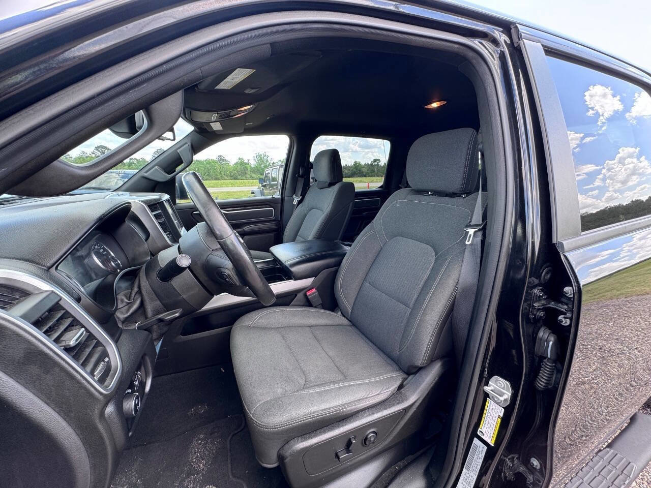 Used 2019 RAM 1500 Big Horn image 13