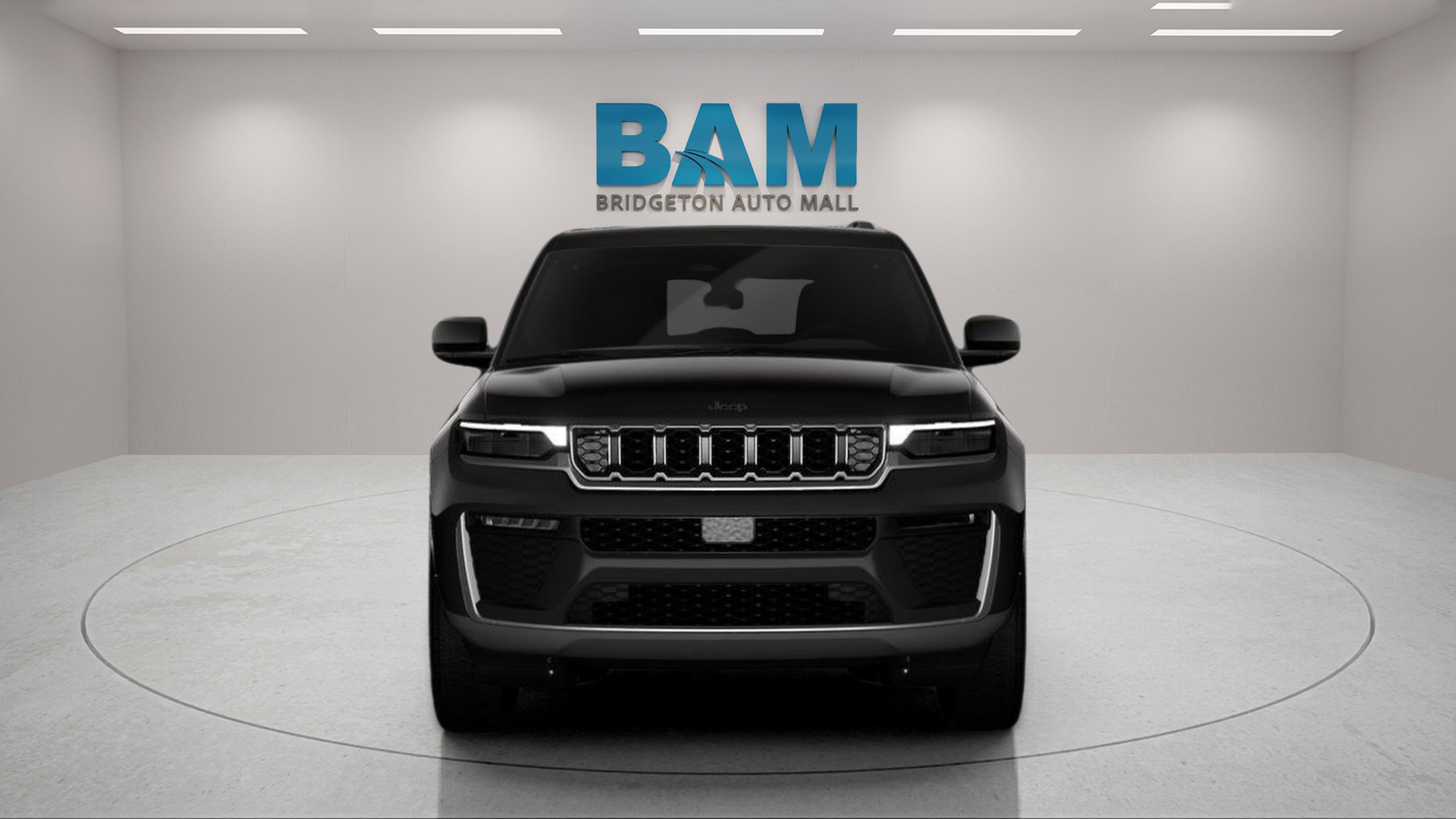 New 2026 Jeep Grand Cherokee Limited AWD/4WD image 3