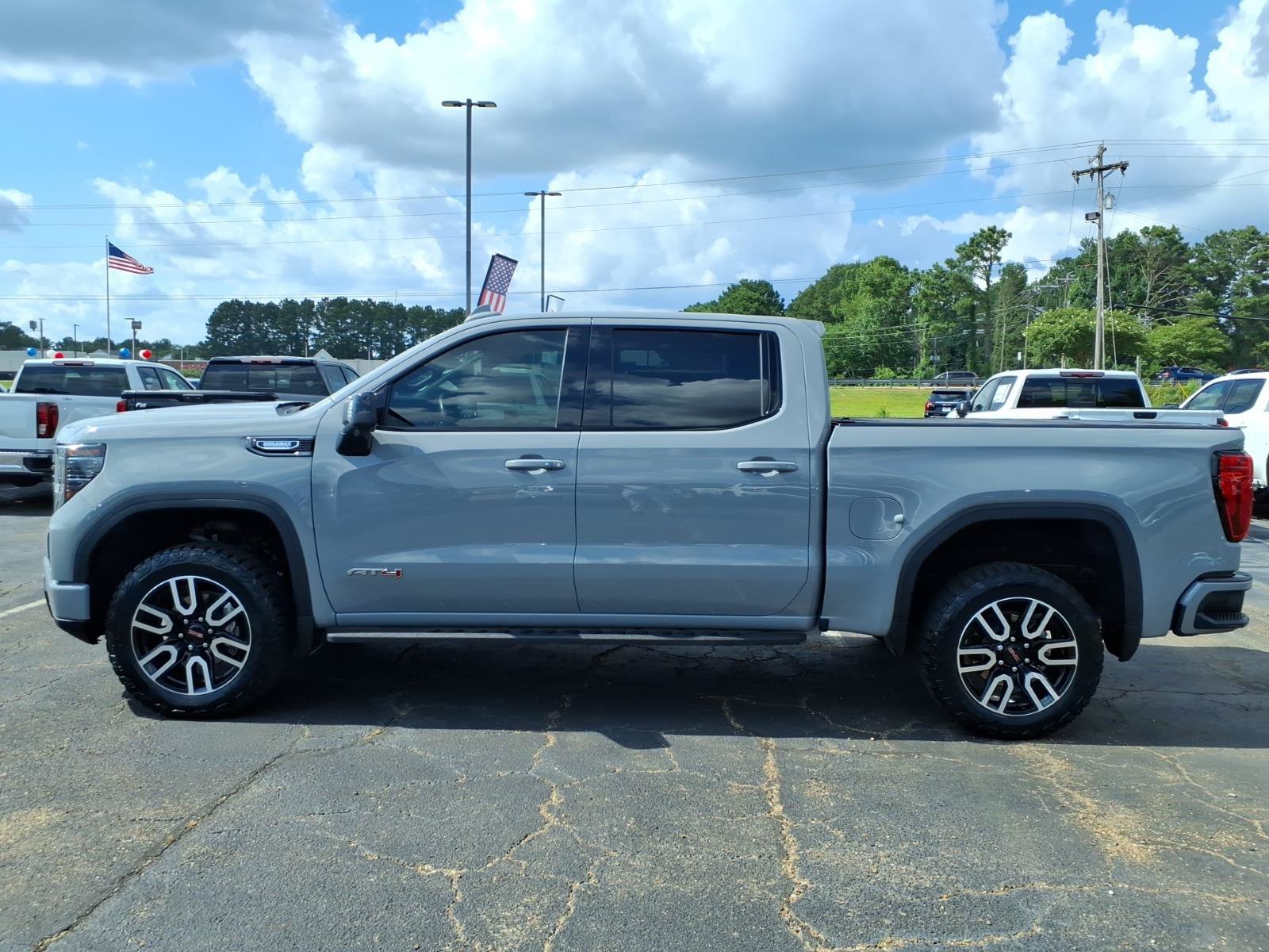 Used 2024 GMC Sierra 1500 AT4 w/ Technology Package
