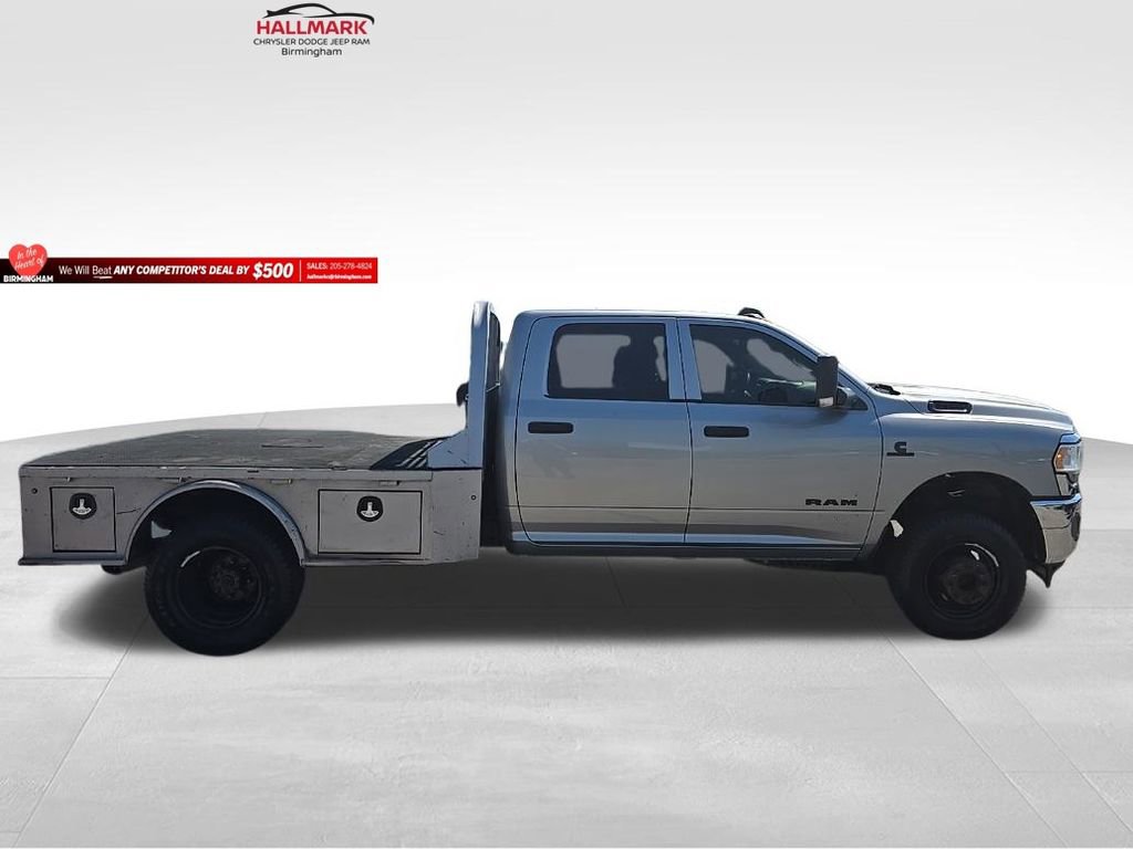 Used 2020 RAM 3500 Tradesman w/ Safety Group image 2