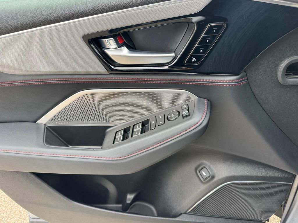 Used 2022 Acura MDX A-Spec image 18