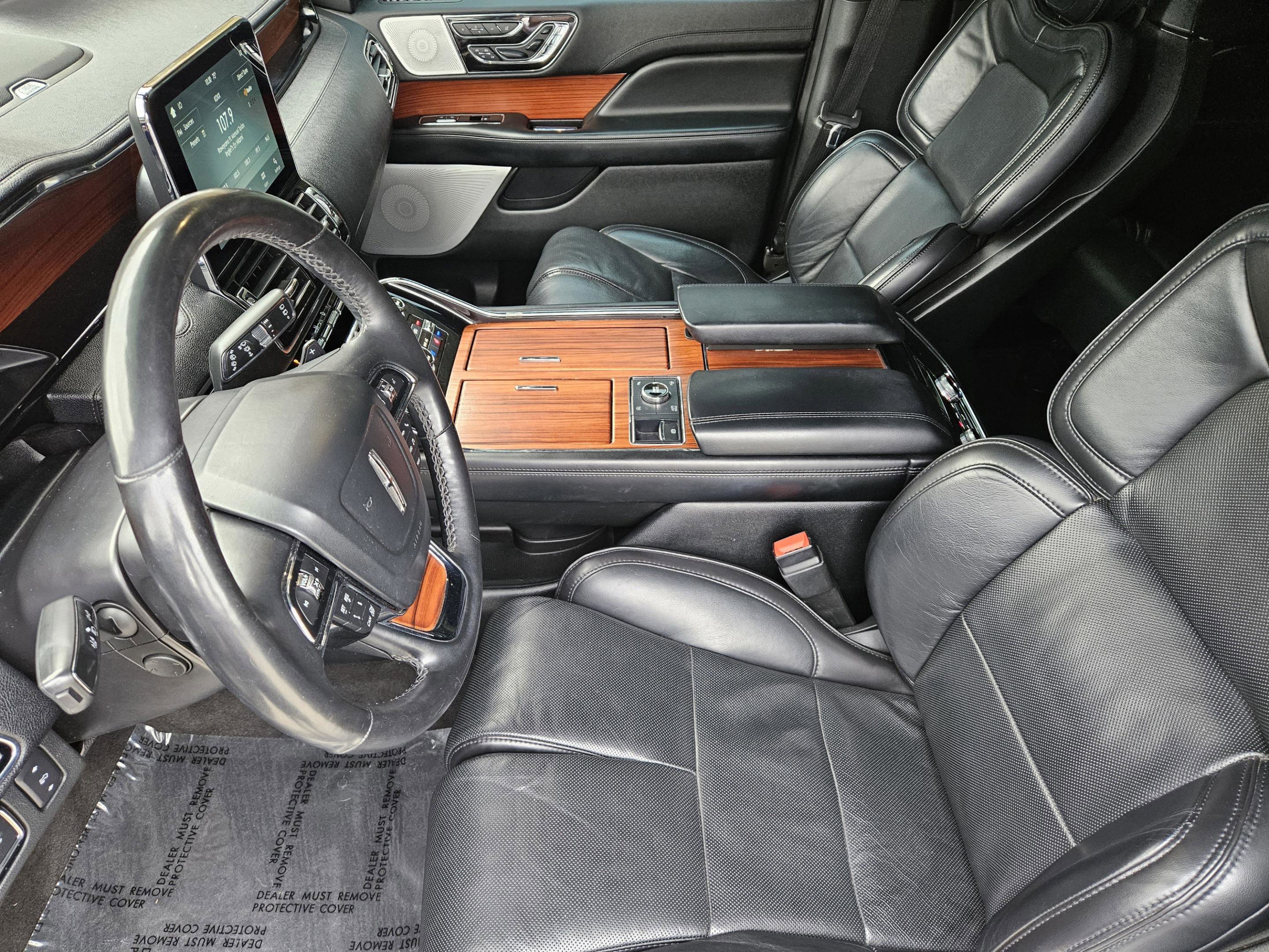 Used 2019 Lincoln Navigator Reserve AWD/4WD image 14