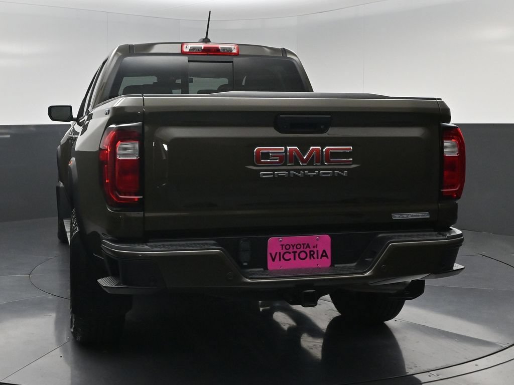 Used 2023 GMC Canyon Elevation w/ Elevation Premium Package AWD/4WD image 16