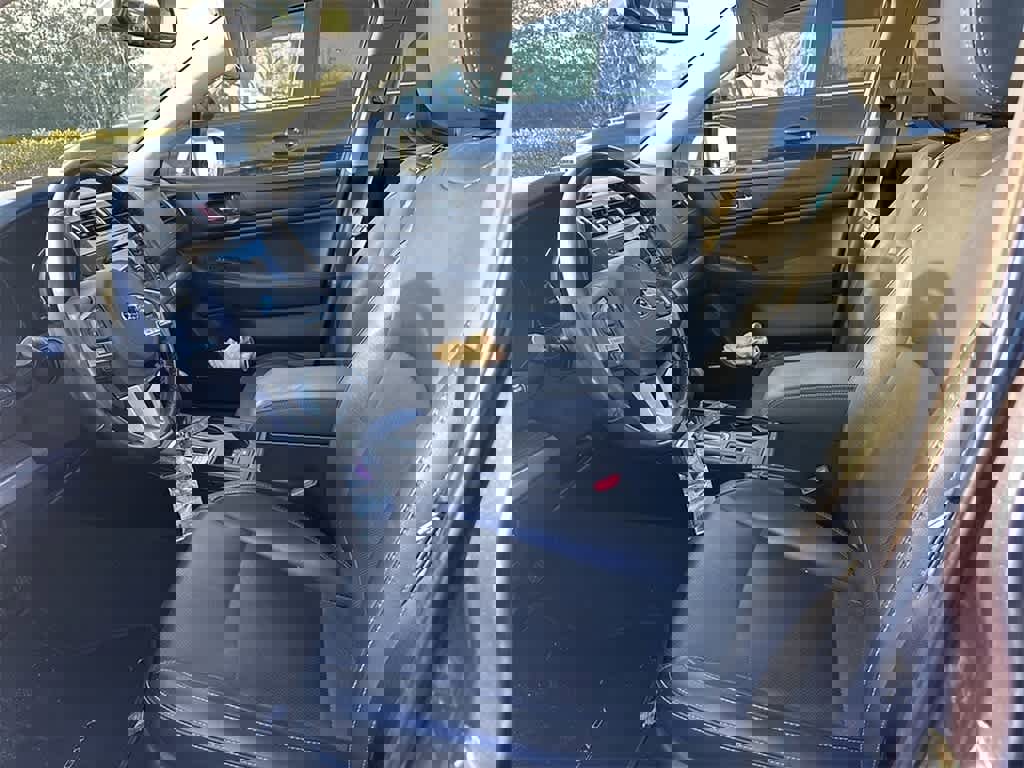 Used 2016 Subaru Legacy 2.5i Limited image 7