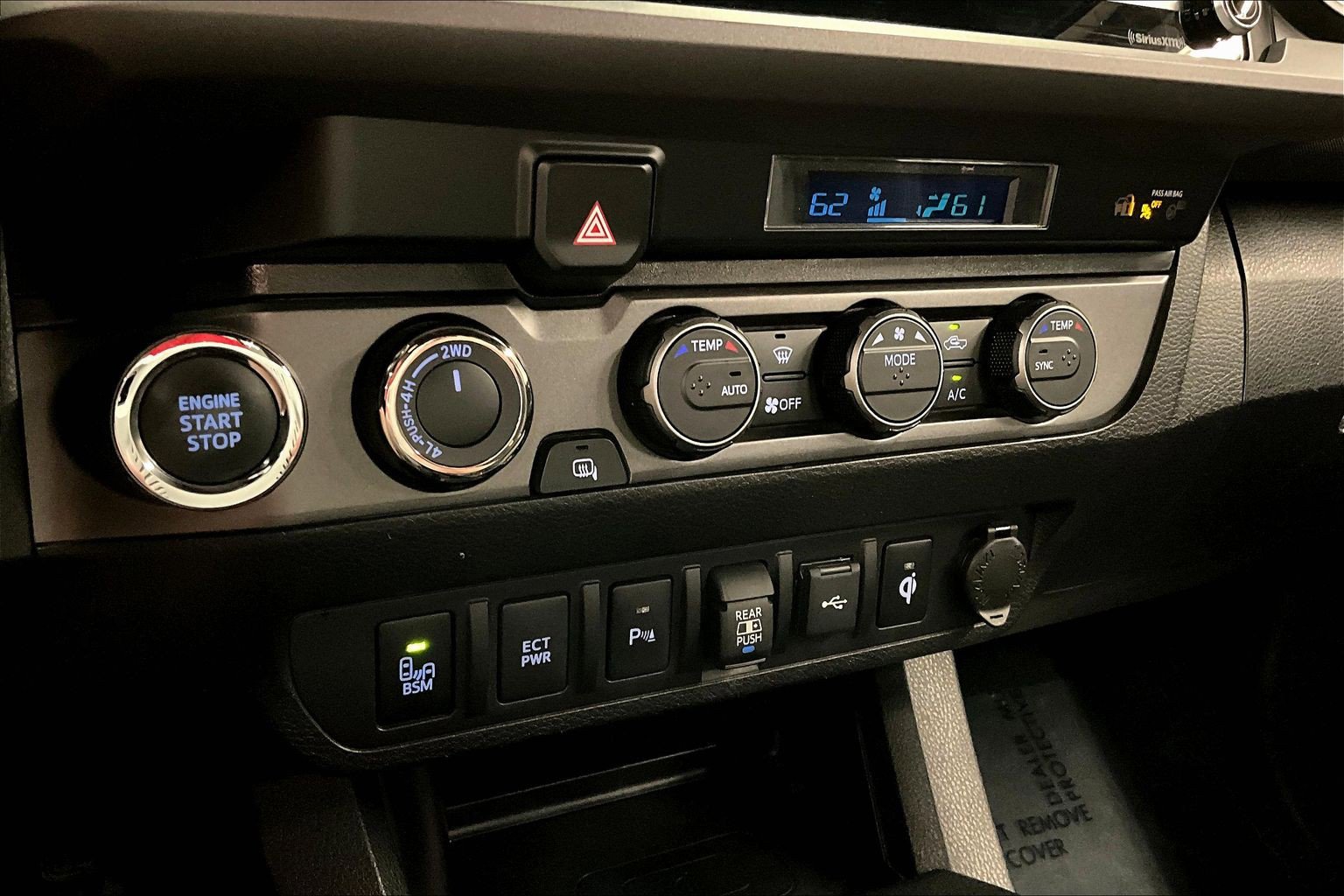 Used 2023 Toyota Tacoma TRD Off-Road w/ Technology Package AWD/4WD image 59