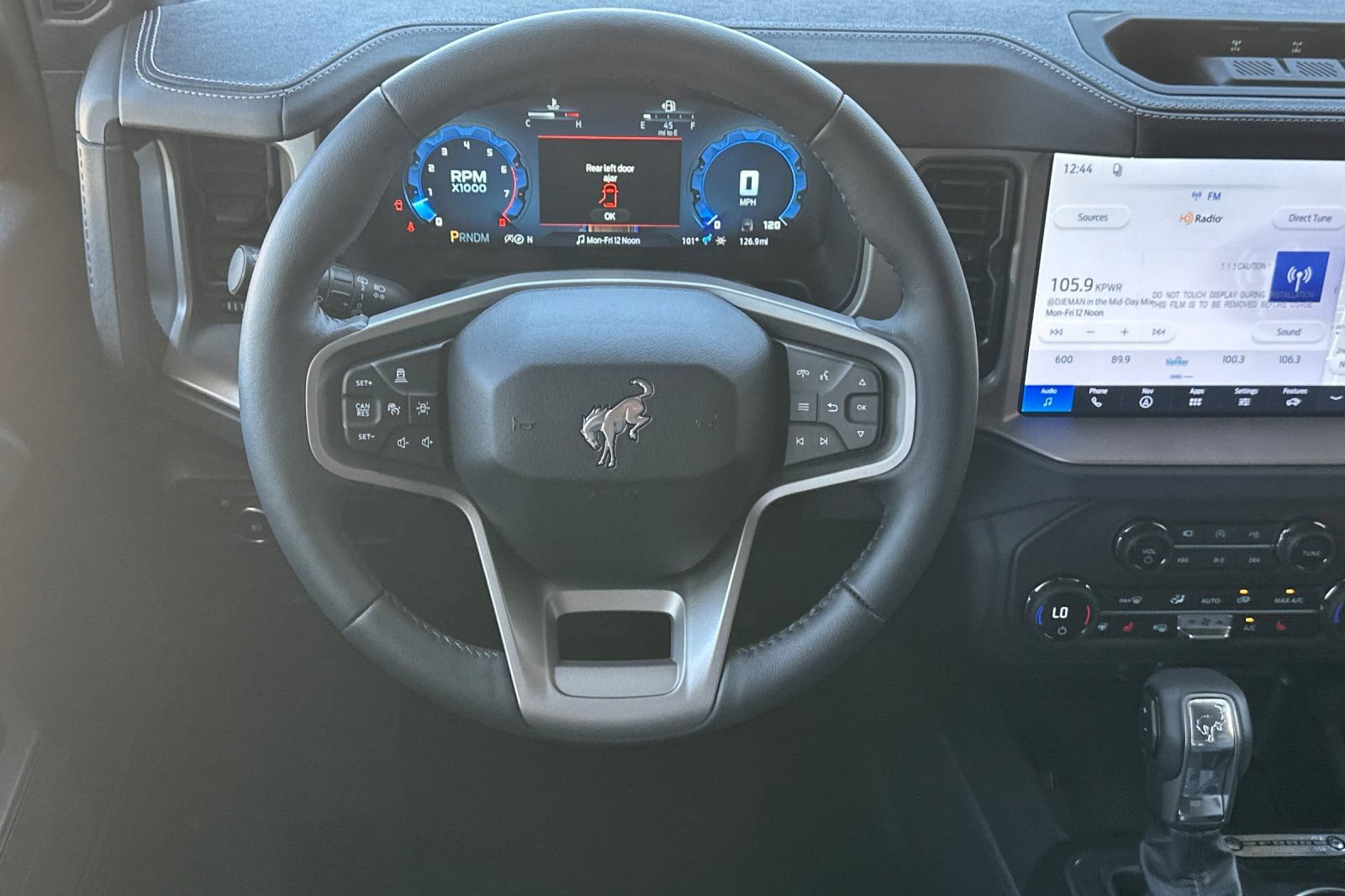 New 2026 Ford Bronco Outer Banks w/ Sasquatch Package AWD/4WD image 14
