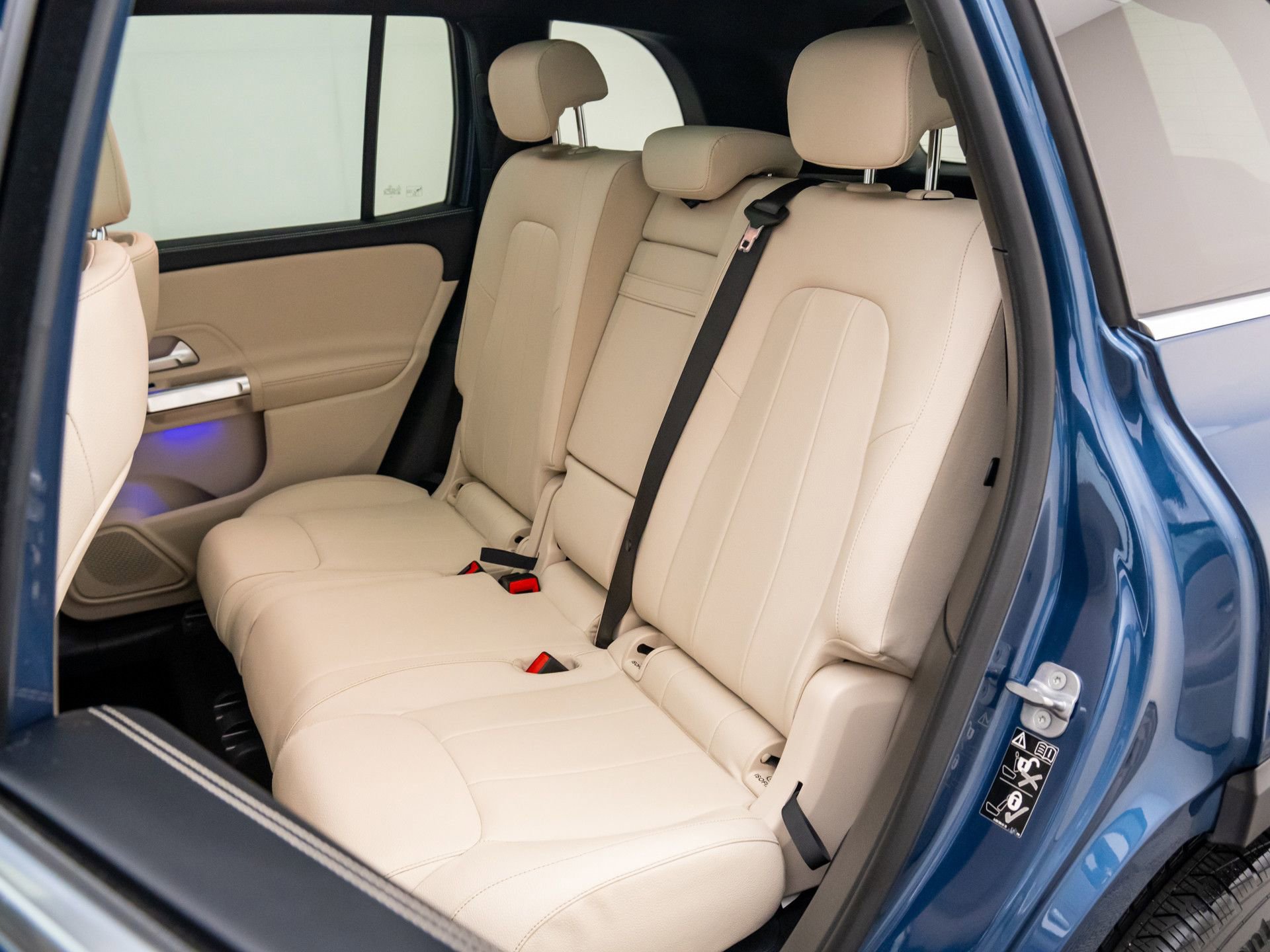 Used 2023 Mercedes-Benz GLB 250 4MATIC image 16