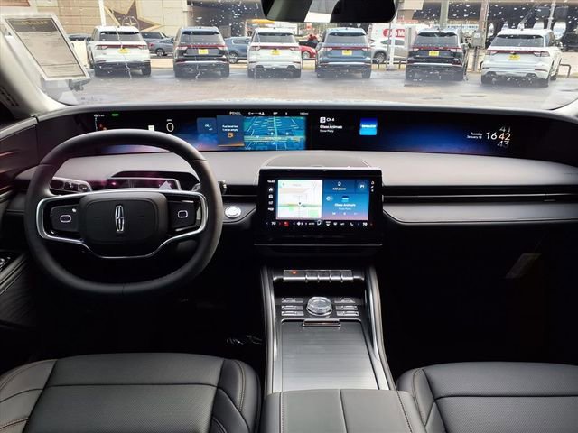New 2026 Lincoln Nautilus Premier image 6