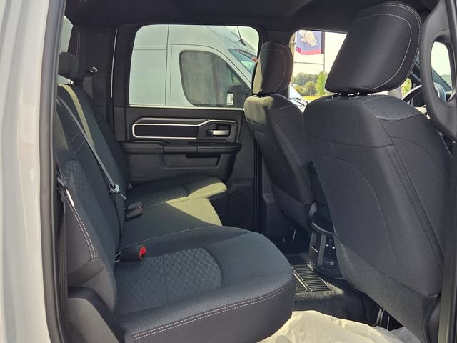 New 2026 RAM 3500 Big Horn AWD/4WD image 17