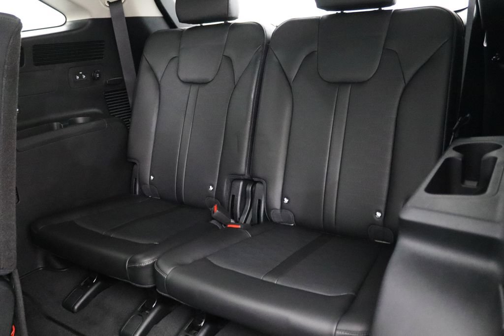 Used 2024 Kia Sorento S w/ Panoramic Sunroof Package FWD image 9